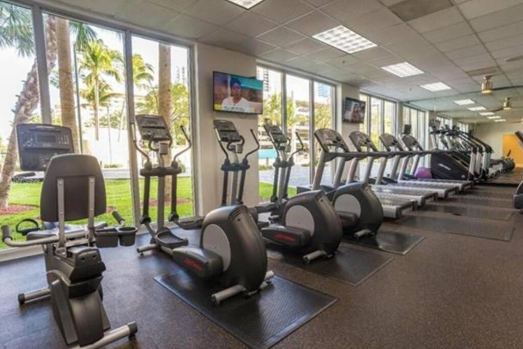 Appartamento Breathtaking Ocean View! 15Th Floor Miami Beach Esterno foto